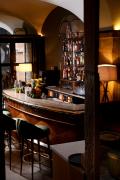 Cours des Loges Lyon-Bar